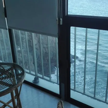 Apartment With Sea View And Pool *